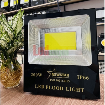 ĐÈN PHA LED NEWSTAR 200W