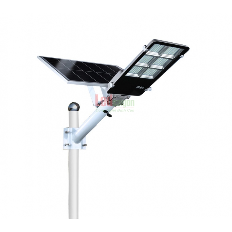 ĐÈN ĐƯỜNG NLMT BÀN CHẢI 300W