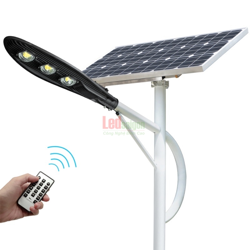 ĐÈN ĐƯỜNG NLMT 150WR