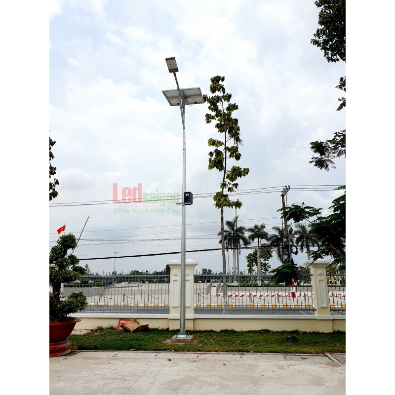 ĐÈN ĐƯỜNG NLMT CAO CẤP