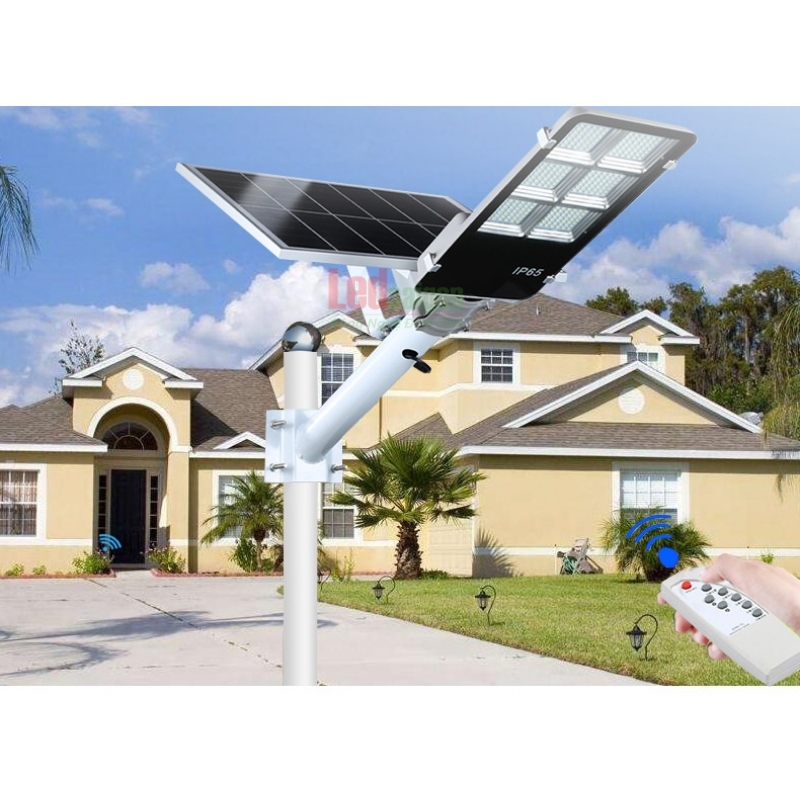 ĐÈN ĐƯỜNG NLMT BÀN CHẢI 300W