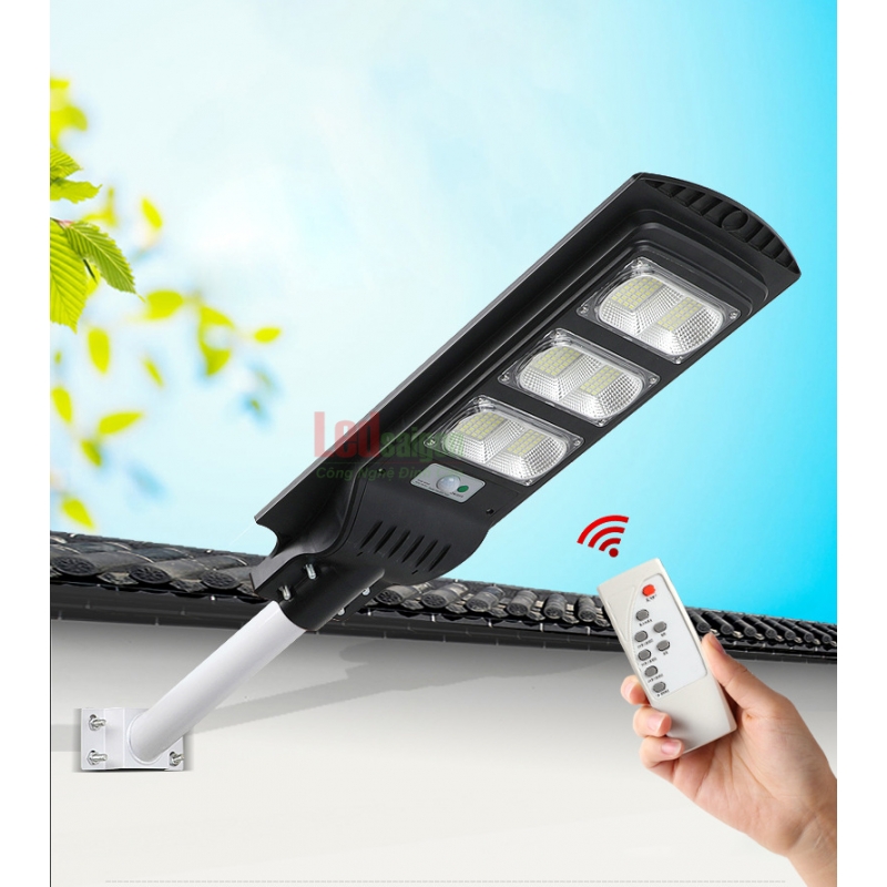 ĐÈN ĐƯỜNG NLMT 90W LIỀN THỂ