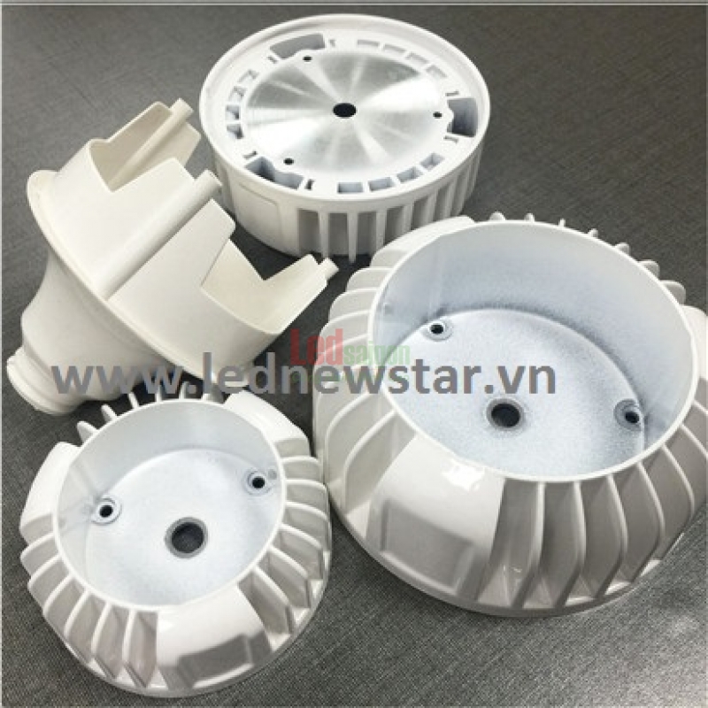 Búp Trụ Nhôm Newstar 40W