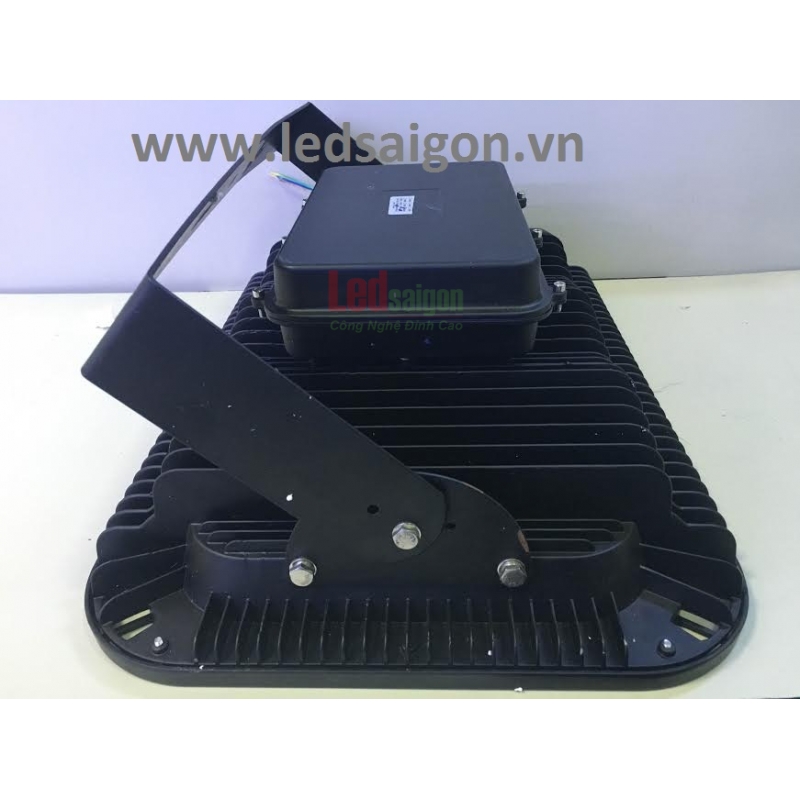 Đèn Pha Led Thấu Kính 150W