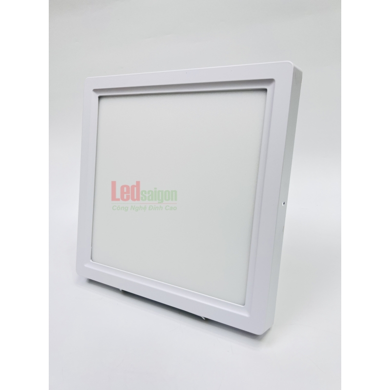 Ốp Trần Nổi Vuông Newstar  24W